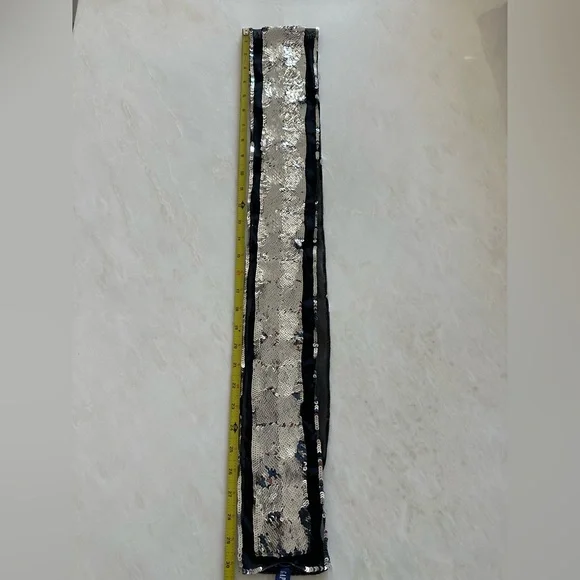 New without tags ~Vtg GAP Black and Silver Sequin Scarf - Picture 8 of 12